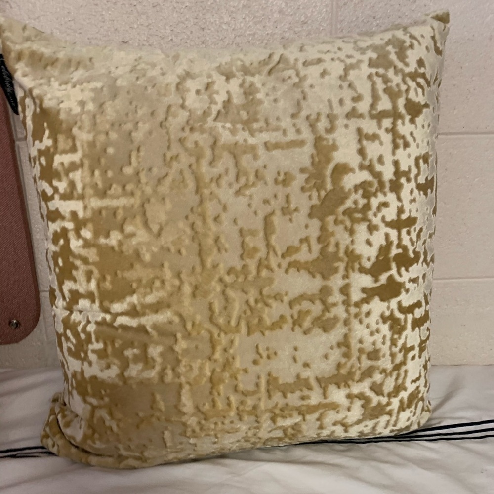 Gold pillow